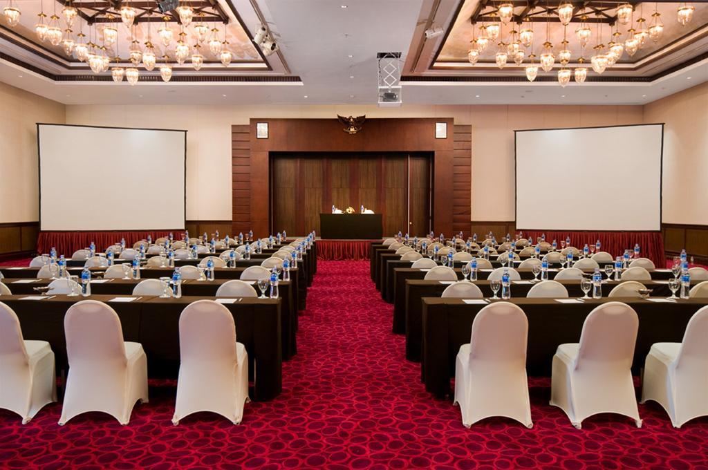 Le Grandeur Hotel Balikpapan Luaran gambar