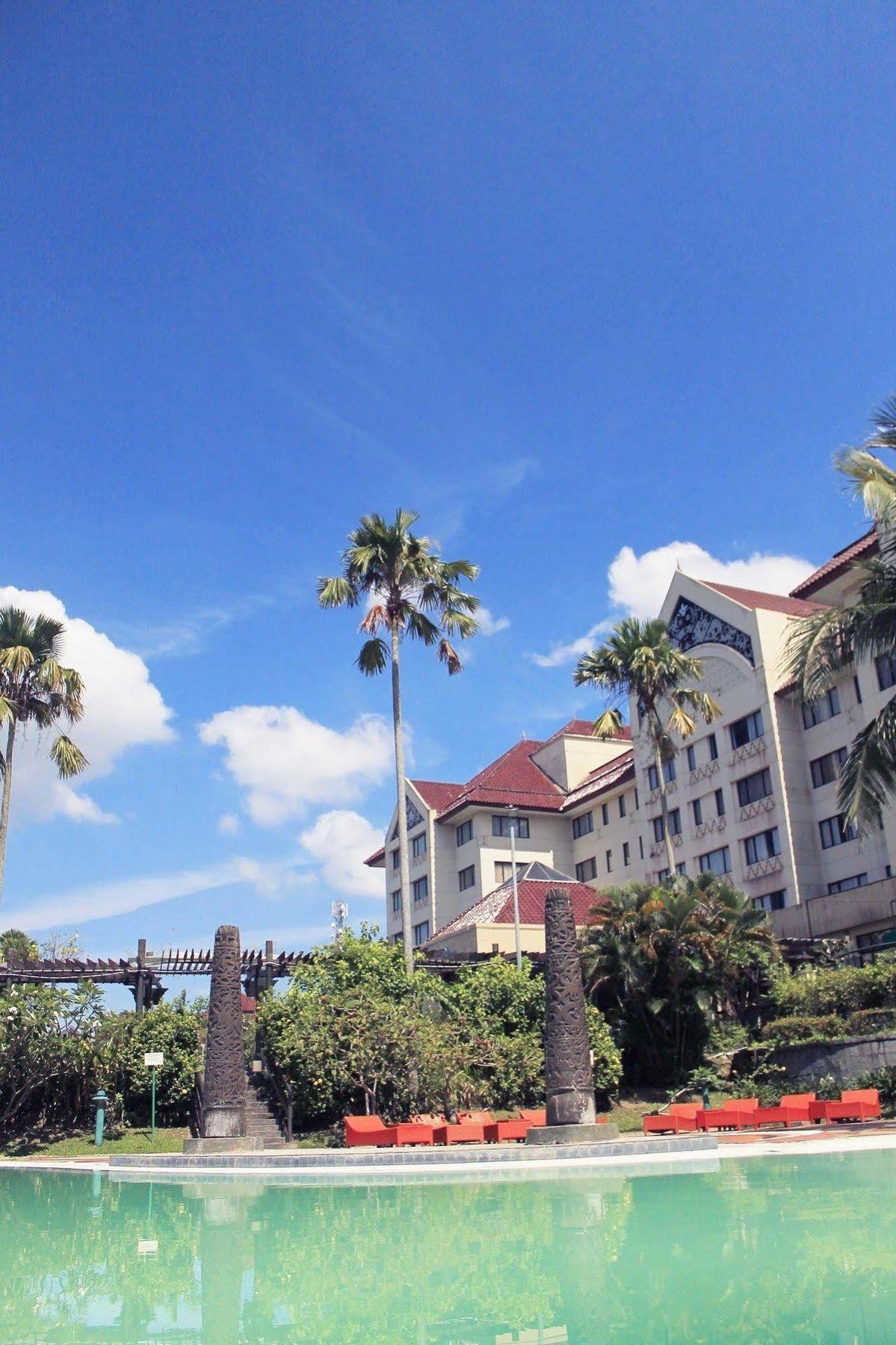 Le Grandeur Hotel Balikpapan Luaran gambar